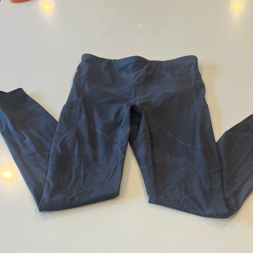 Vuori Dark Gray (two tone gray) Leggings